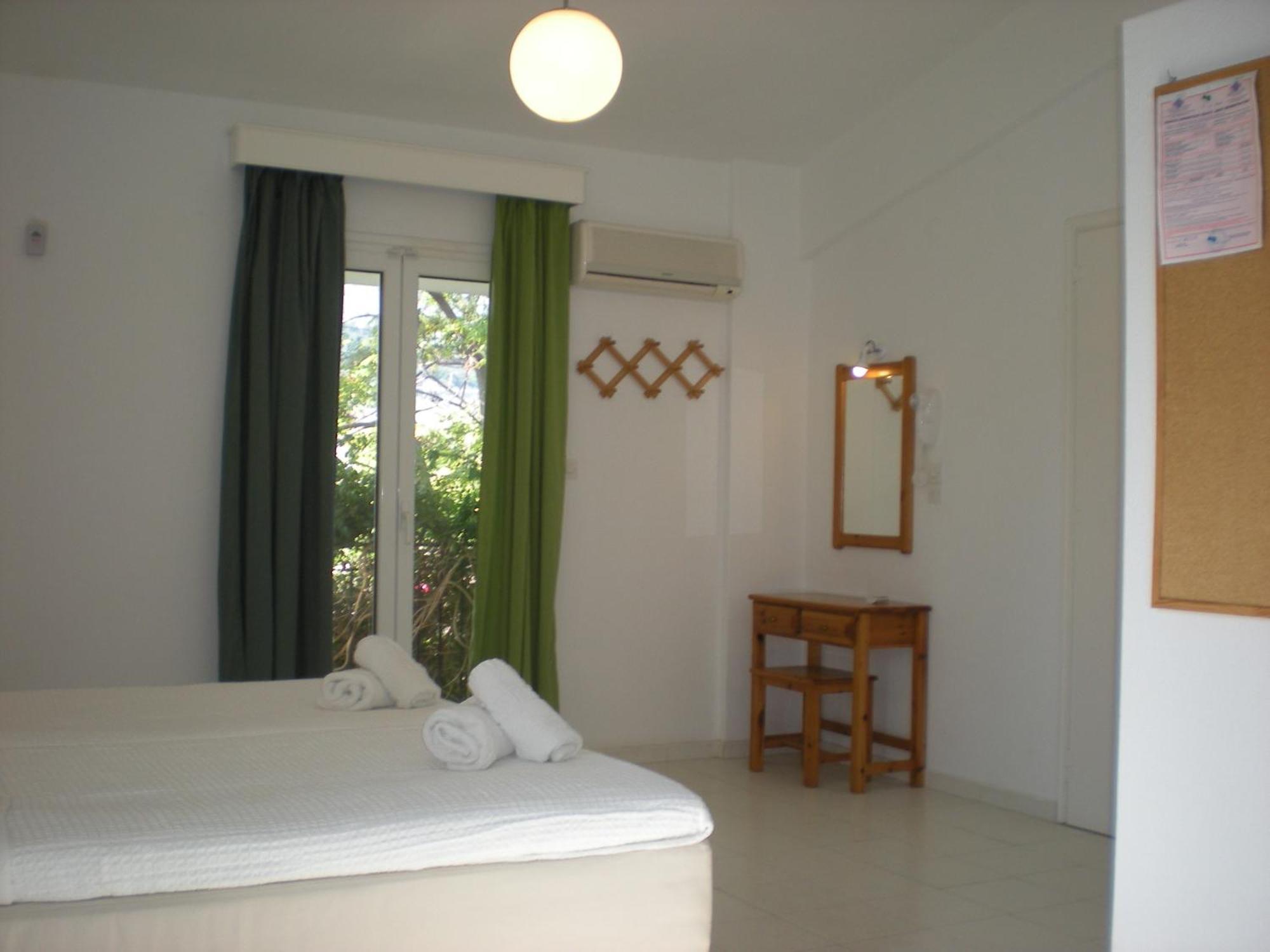 Manolis' House Aparthotel Skiathos Cameră foto
