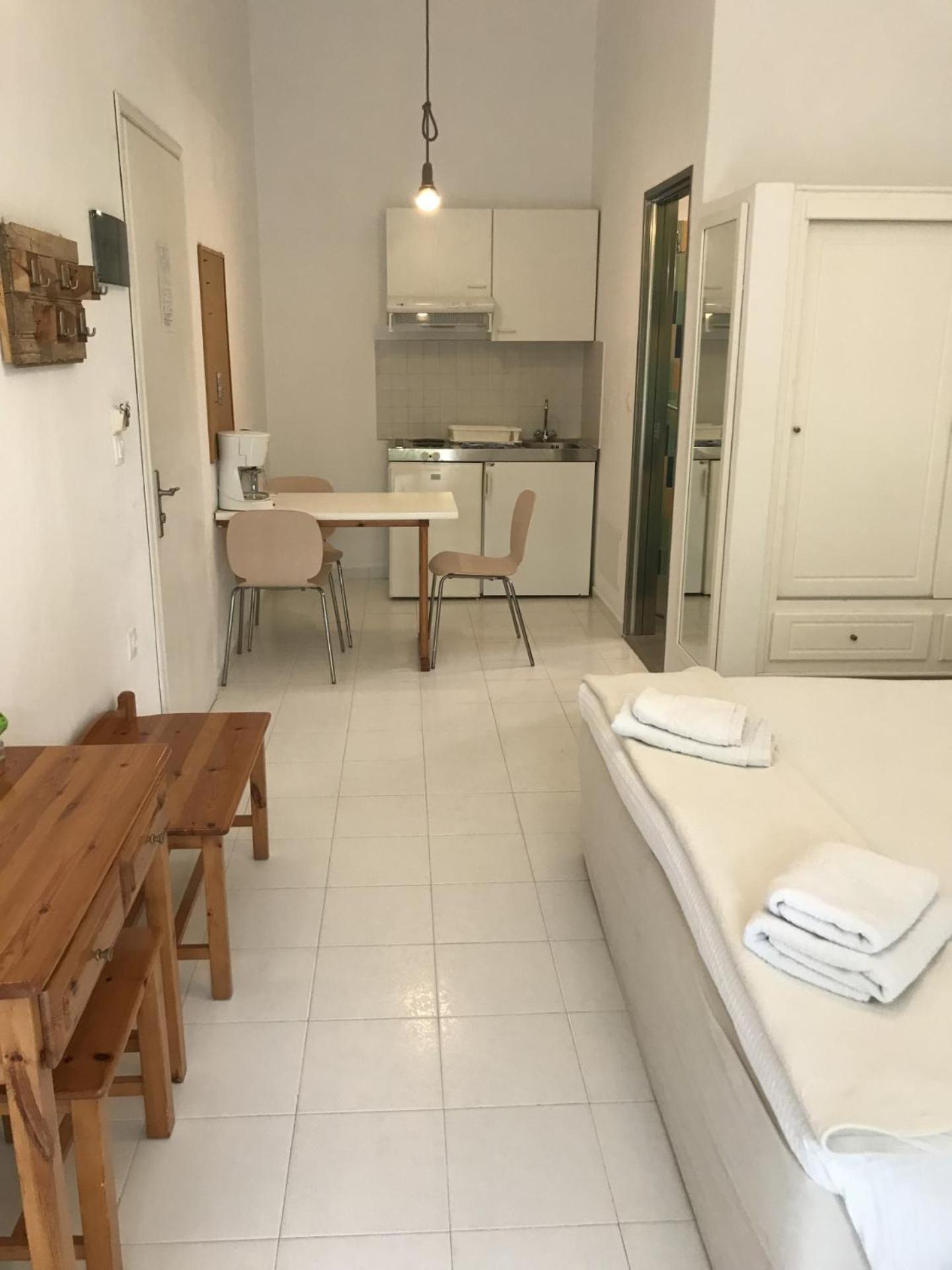 Manolis' House Aparthotel Skiathos Exterior foto