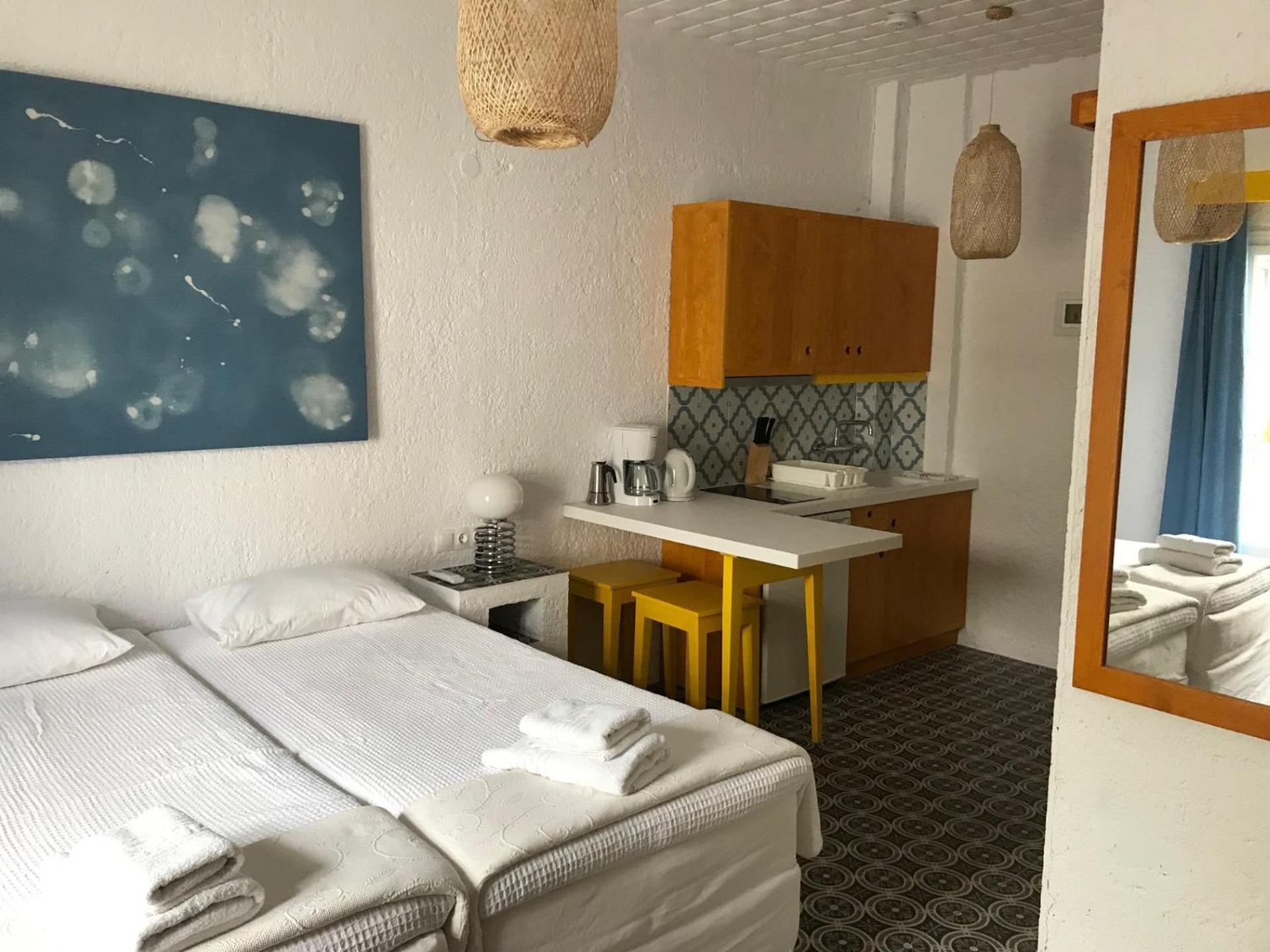 Manolis' House Aparthotel Skiathos Exterior foto